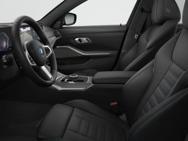BMW 330 330e M-Sport Touring xDrive