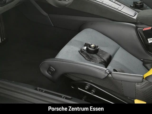 Porsche Cayman 718 Coupé RS