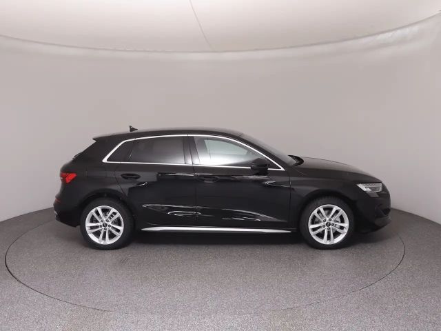 Audi A3 30 TFSI Sedan