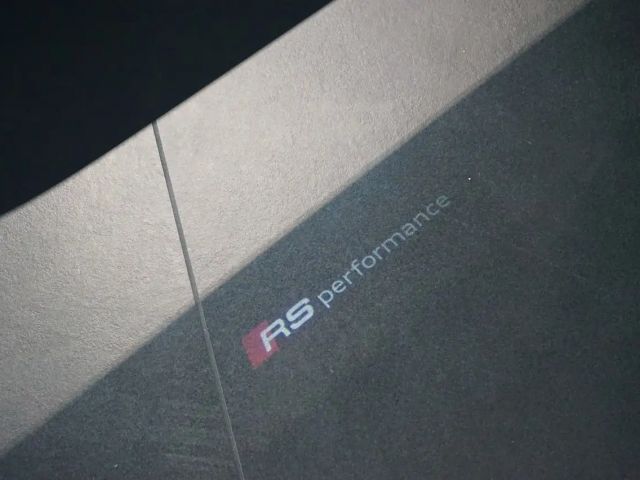 Audi RS Q8 Performance