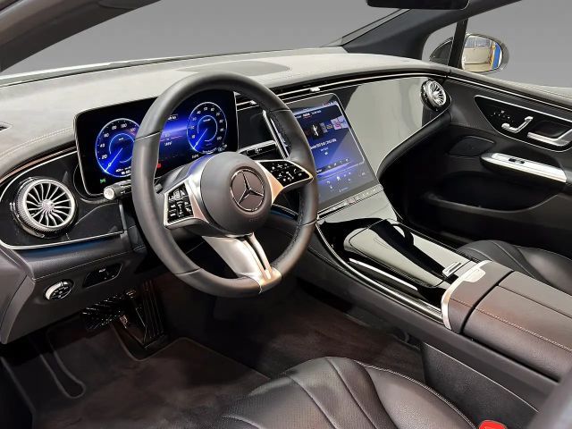 Mercedes-Benz EQE 300 AMG Line Sedan