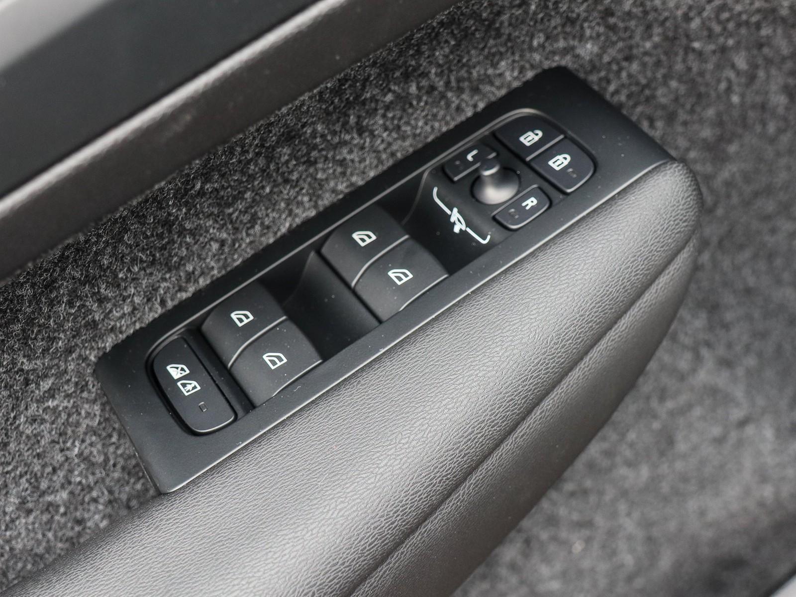 Volvo EX40 Extended range Plus Single motor