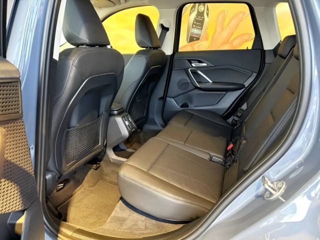 BMW X1 sDr18d Aut.U11 NAV+TEM+SITZH+KOMF+adpLED+SPUR