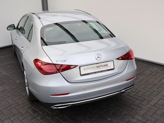 Mercedes-Benz C 180 AVANTGARDE Sedan