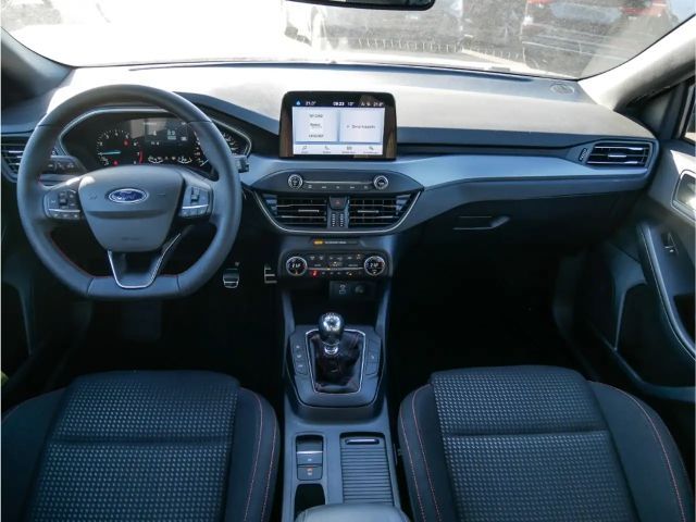 Ford Focus EcoBoost ST Line Style