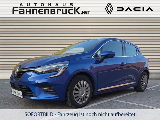 Renault Clio E-Tech Intens