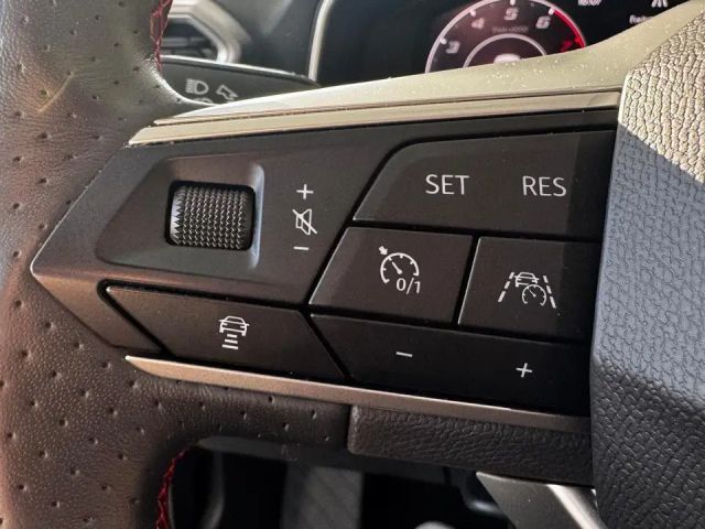 Seat Leon 1.5 eTSI DSG FR-lijn