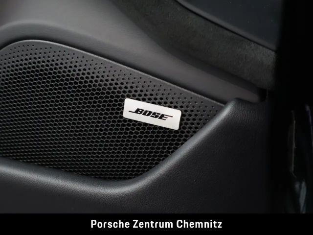 Porsche Taycan 4 GTS