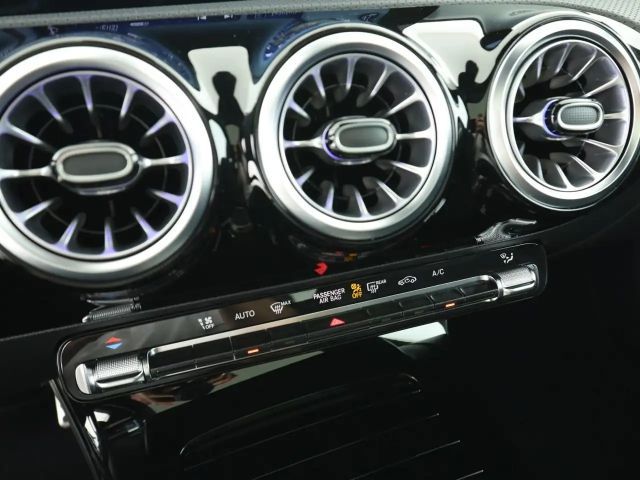 Mercedes-Benz A 180 AMG Line Hatchback