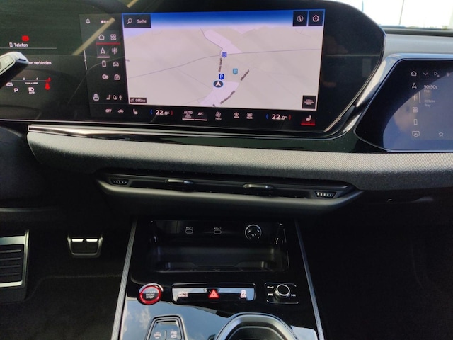 Audi A6 Avant Quattro S-Tronic