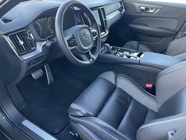 Volvo V60 AWD R-Design T6