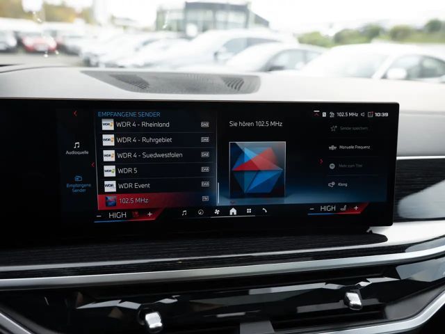 BMW X5 60i FACEL. PANO LED SPORTABGASANLAGE NAVI