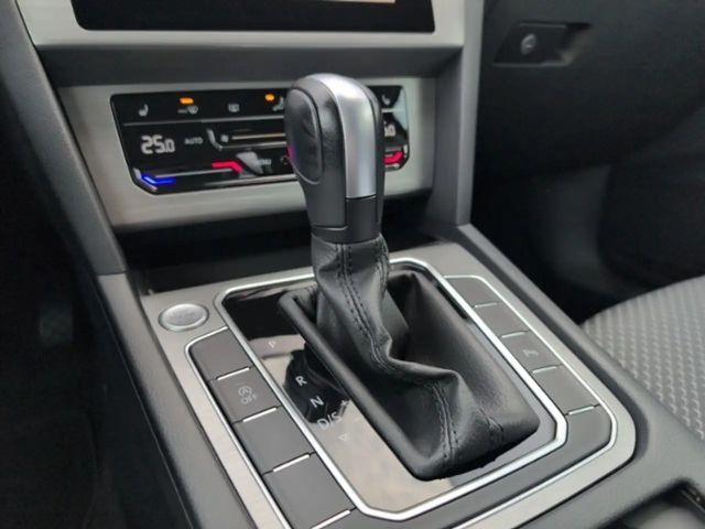 Volkswagen Passat 1.5 TSI DSG Variant