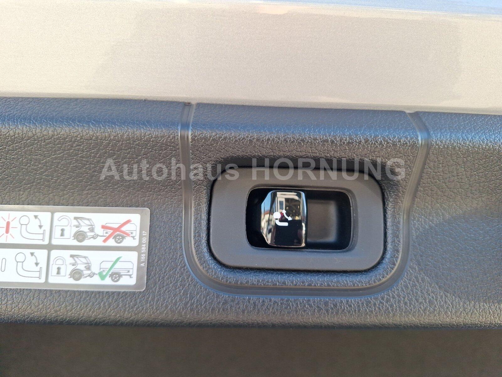 Mercedes-Benz EQE 300 AMG Line Sedan