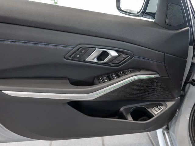 BMW 320 320i M-Sport Touring