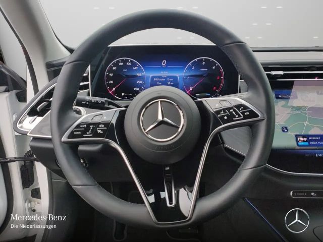 Mercedes-Benz E 220 AVANTGARDE E 220 d Estate