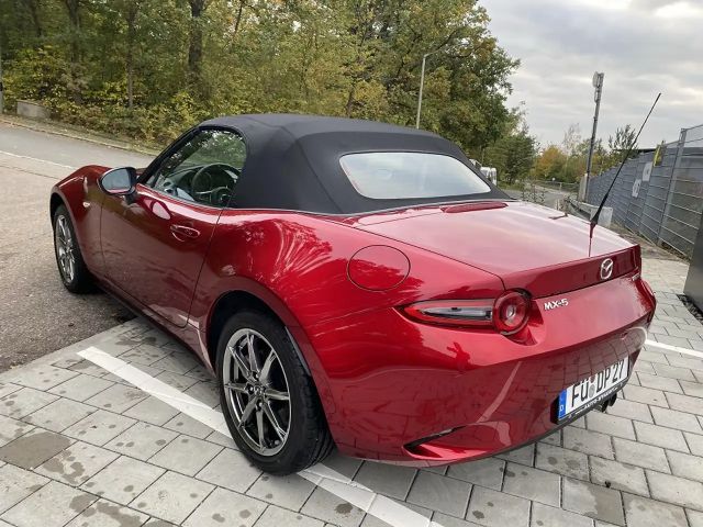 Mazda MX-5 SkyActiv