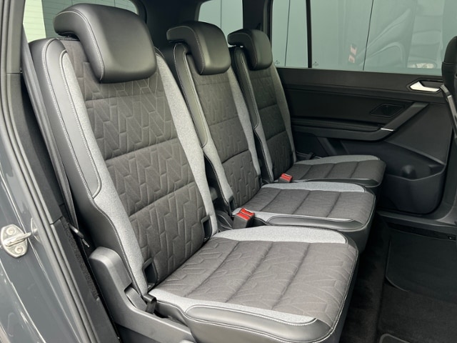 Volkswagen Touran 1.5 TSI DSG