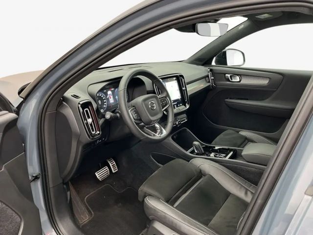 Volvo XC40 Recharge T5