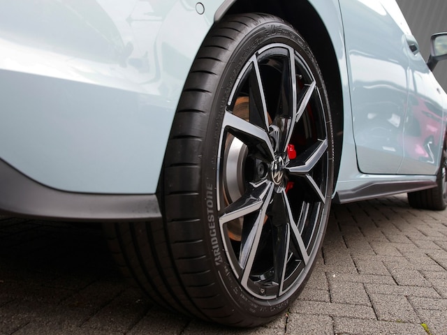 Volkswagen Golf 2.0 TSI DSG GTI Style