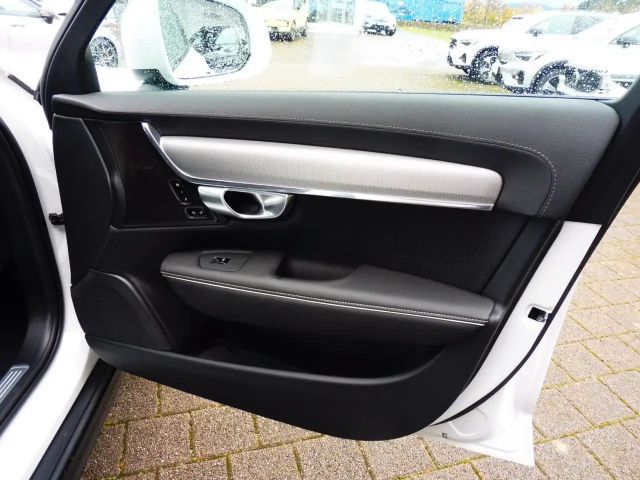 Volvo V90 Cross Country AWD Plus