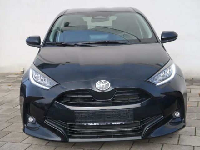 Toyota Yaris Hatchback Hybride VVT-i