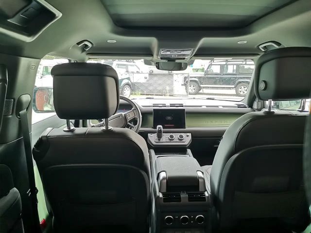 Land Rover Defender 90 D300