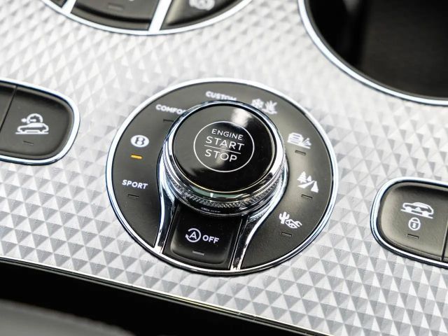 Bentley Bentayga EWB Mulliner von BENTLEY FRANKFURT