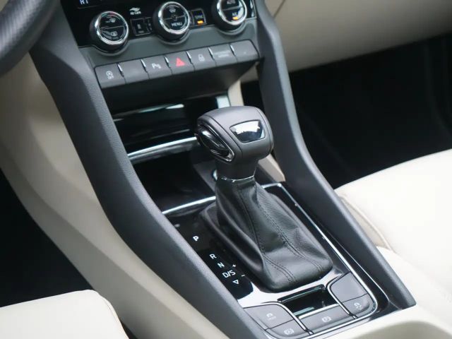 Skoda Karoq Style Style