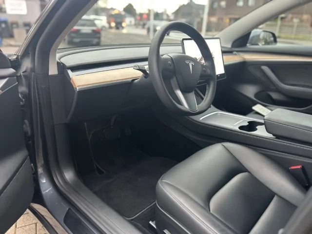 Tesla Model 3 AWD Dual Motor Long Range