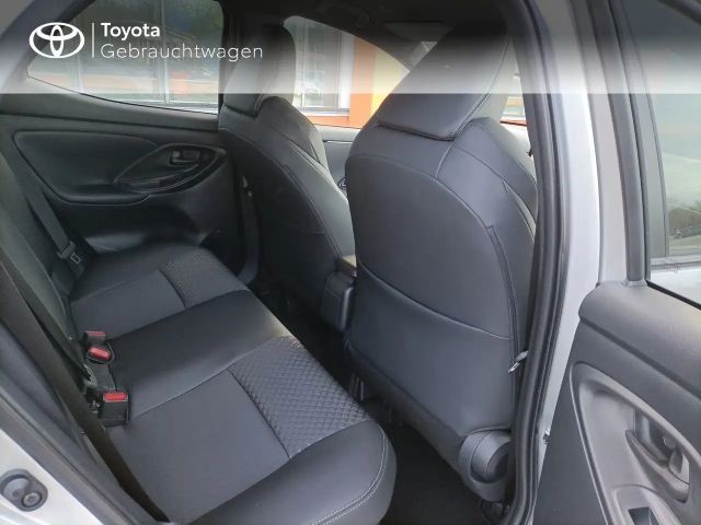 Toyota Yaris Hatchback Hybride Style