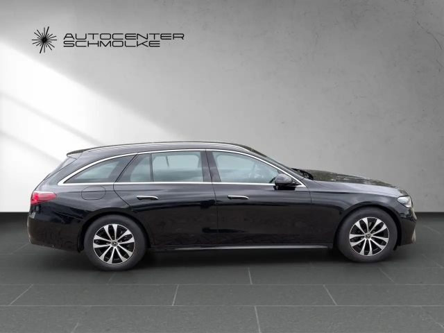 Mercedes-Benz E 200 AVANTGARDE Estate