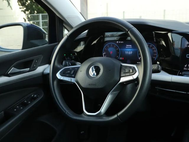 Volkswagen Golf 1.5 eTSI DSG Golf VIII