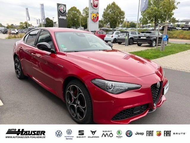 Alfa Romeo Giulia AT8 Q4 Turbo Veloce