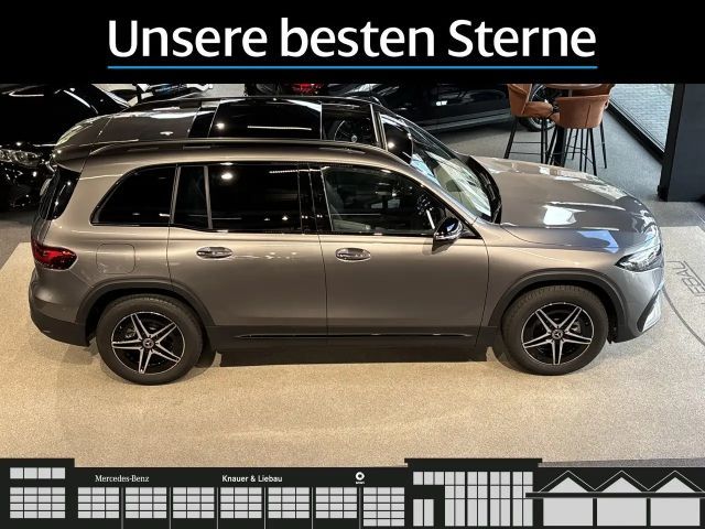 Mercedes-Benz EQB 300 4MATIC AMG Line