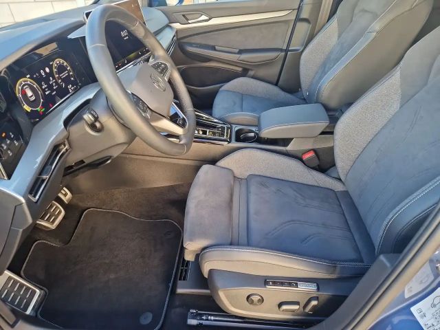 Volkswagen Golf 1.5 eTSI Golf VIII