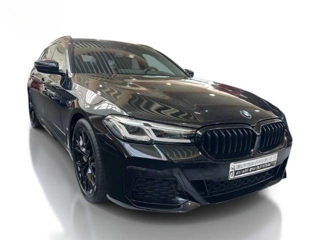BMW 540 540d M-Sport Touring xDrive