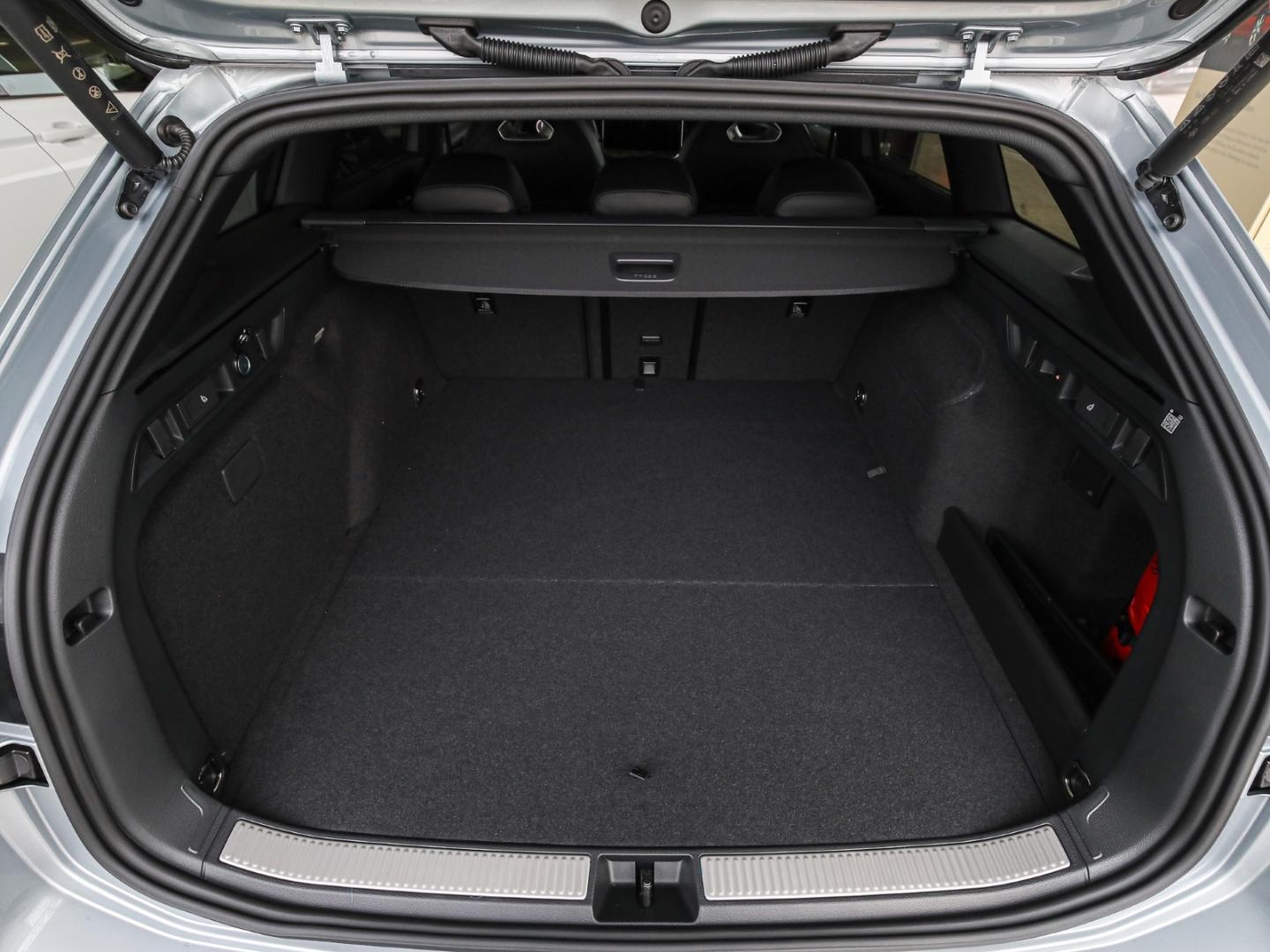 Volkswagen Passat DSG R-Line eHybrid