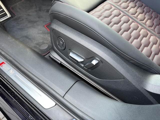 Audi A6 e-tron Avant Performance Quattro