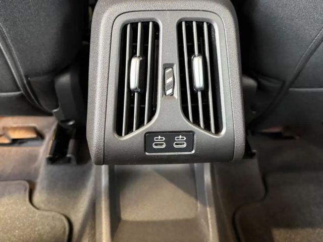 BMW 218 218i Active Tourer