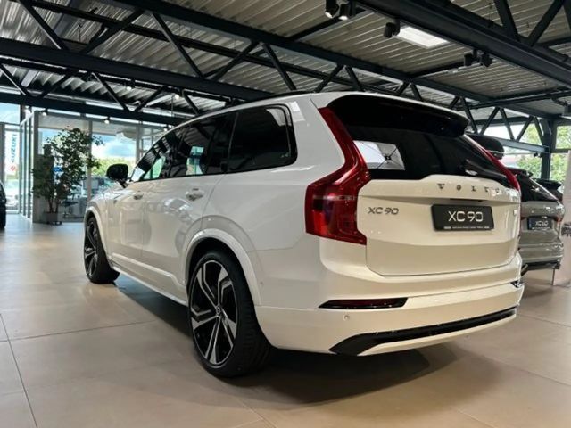 Volvo XC90 AWD Dark Plus T8