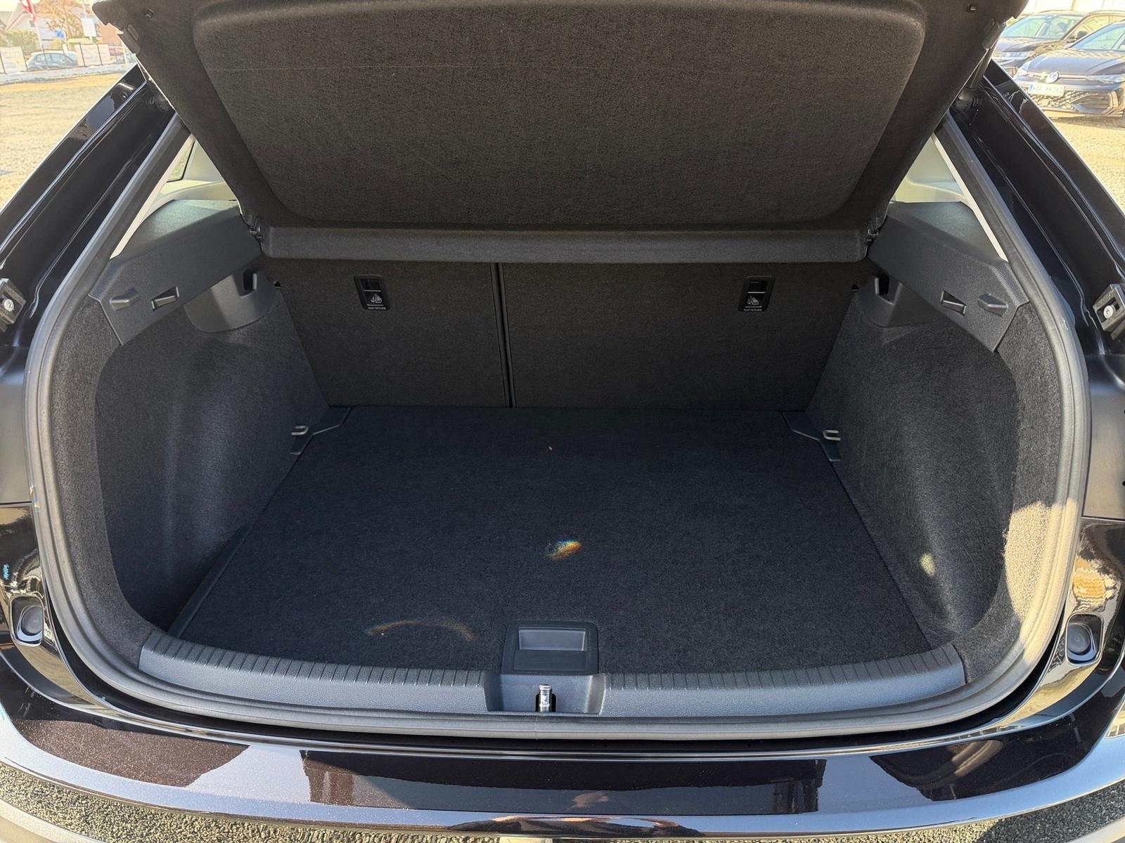 Volkswagen Taigo 1.5 TSI DSG Style