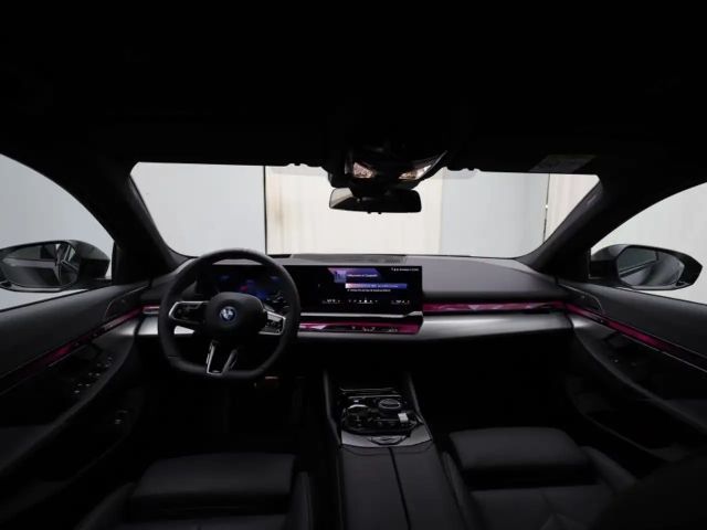 BMW i5 M-Sport Sedan xDrive