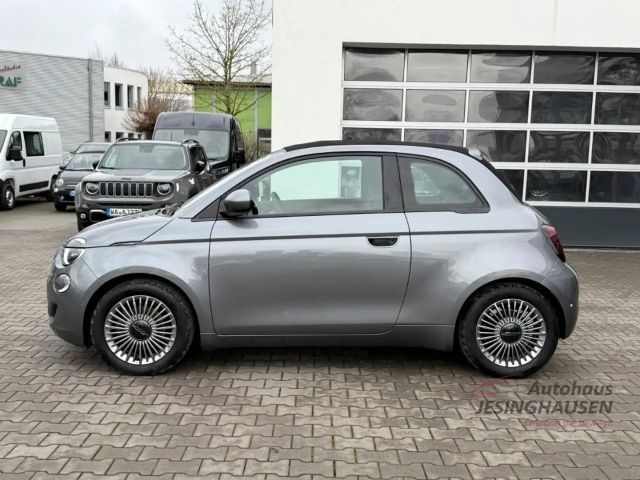 Fiat 500e Cabrio+JBL+Navi+Rückfahrkam.+PDC+Klimaaut.