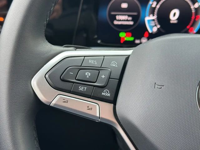 Volkswagen Golf 1.5 eTSI DSG Golf VIII