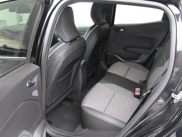 Mitsubishi Colt Intense