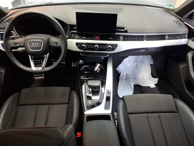 Audi A4 40 TFSI Avant S-Line S-Tronic