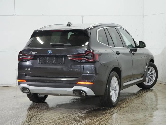 BMW X3 xDrive30e