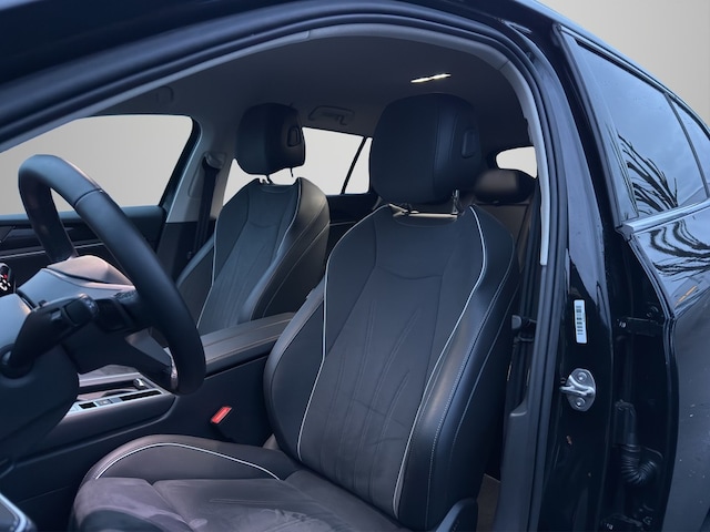 Volkswagen Passat 1.5 eTSI Business Variant