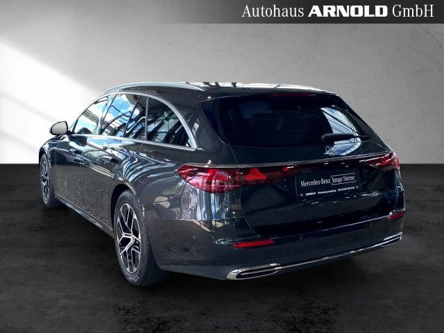 Mercedes-Benz E 200 AVANTGARDE Estate